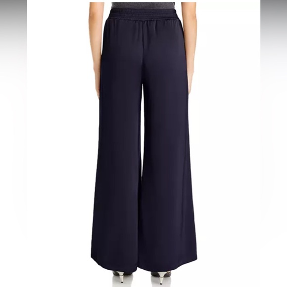 Fabiana Filippi•High Rise Wide Leg Pants
Women’s•Dark Blue•38 IT, 2 US - Picture 3 of 12